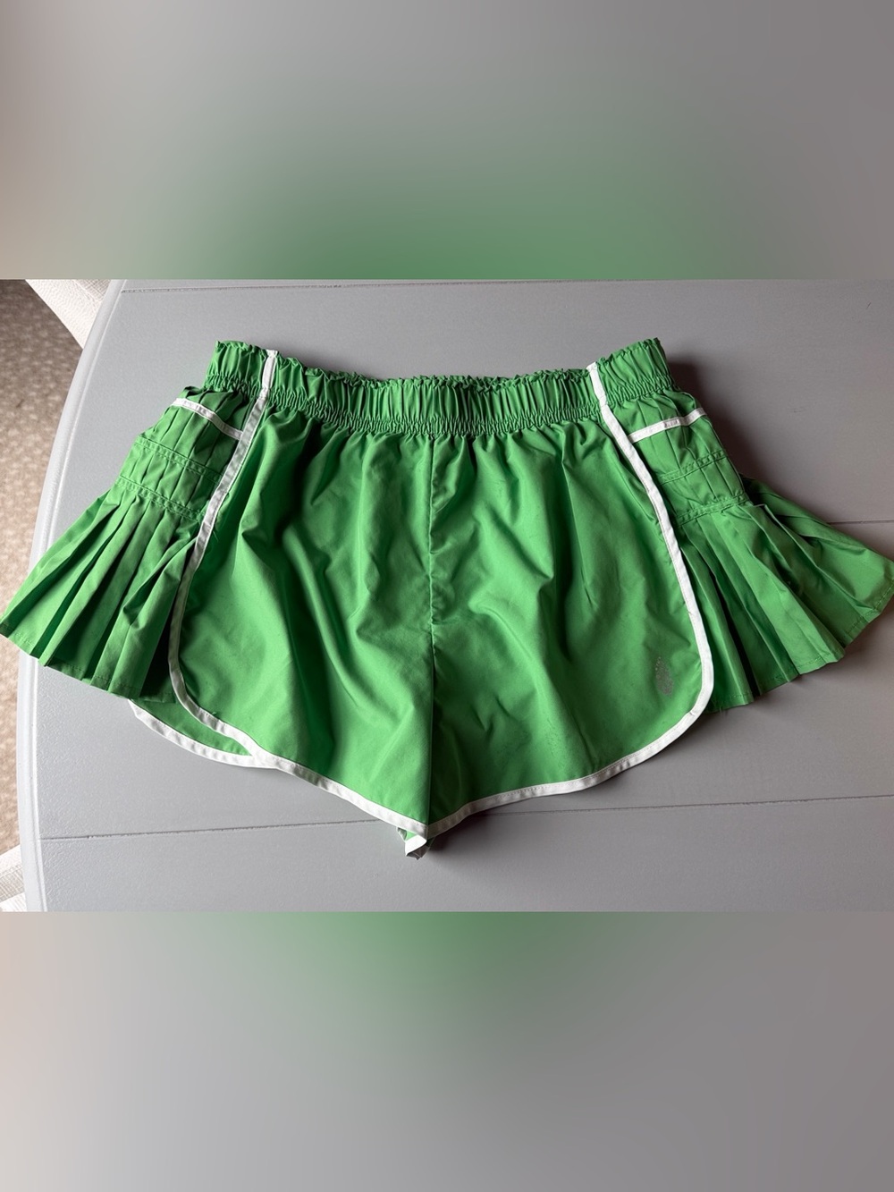 FP Movement “Easy Tiger Side Pleat” shorts